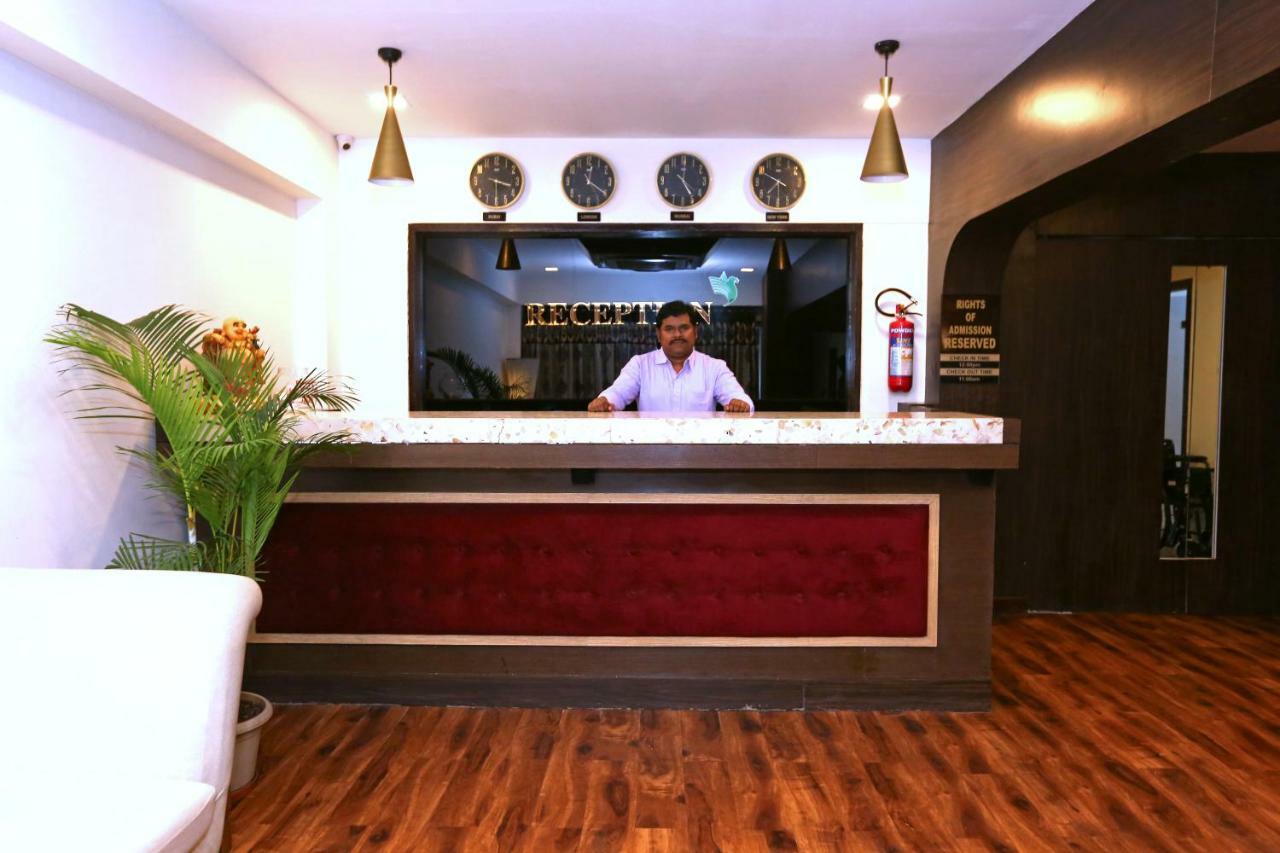 Hotel Shantidoot, Dadar Mālād Zewnętrze zdjęcie