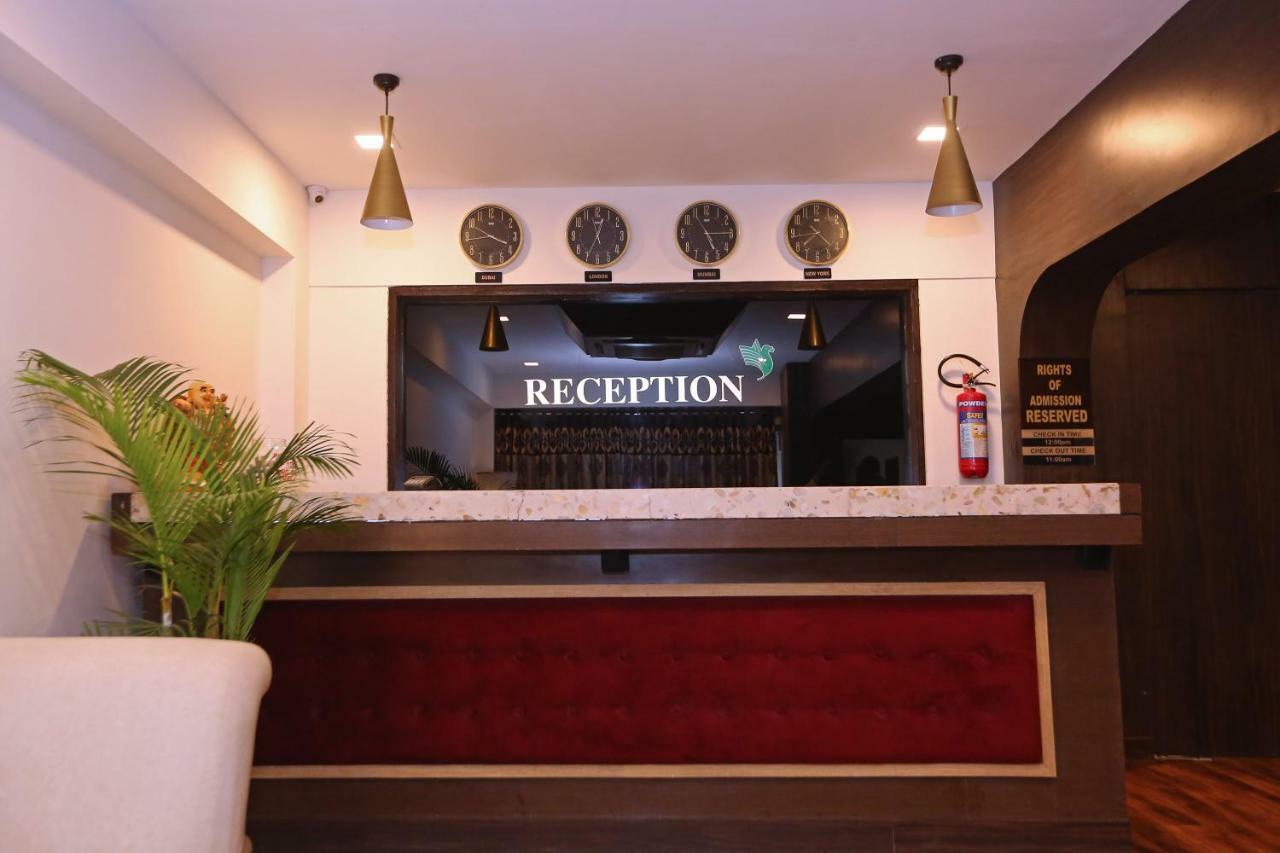 Hotel Shantidoot, Dadar Mālād Zewnętrze zdjęcie